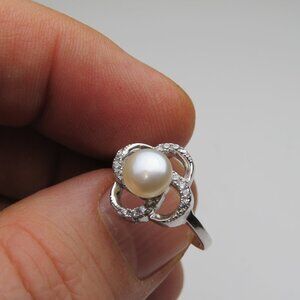 925 *Sterling Silver Diamond Freshwater Pearl Ring